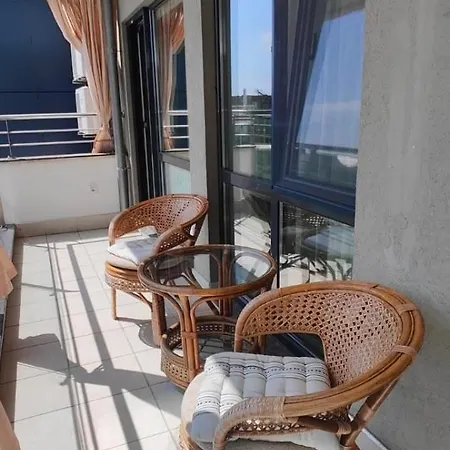 Luxury Sea Sunset Deluxe Apartment *