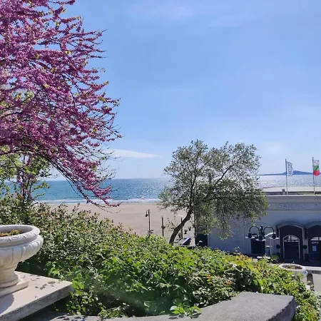 Luxury Sea Sunset Deluxe Burgas