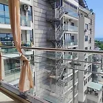 Luxury Sea Sunset Deluxe Apartment