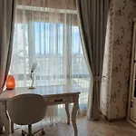 Luxury Sea Sunset Deluxe 아파트