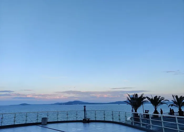 דירה Luxury Sea Sunset Deluxe בורגאס